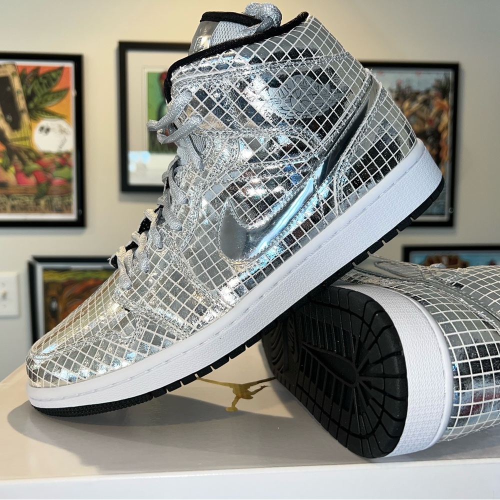 Air Jordan 1 Mid Disco Ball W11/M9.5 - Picture 3 of 5